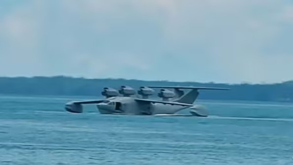 Bohai Sea Monster Chinese Ekranoplan (B)
